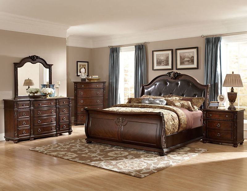 Von Furniture Hillcrest Manor Bedroom Set with Sleigh Bed