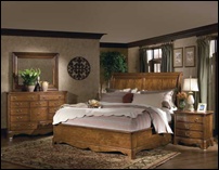 Chesapeake Oak Bedroom Furniture Set with Sleigh Bed